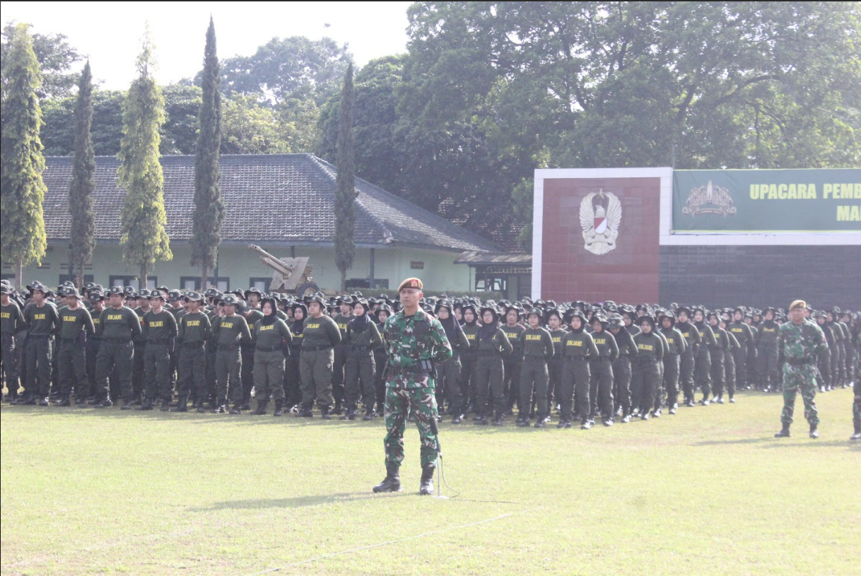 Pembukaan Latihan Dasar Kedisiplinan dan Kepemimpinan (LDKK) Mahasiswa Baru Unjani TA 2025/2026